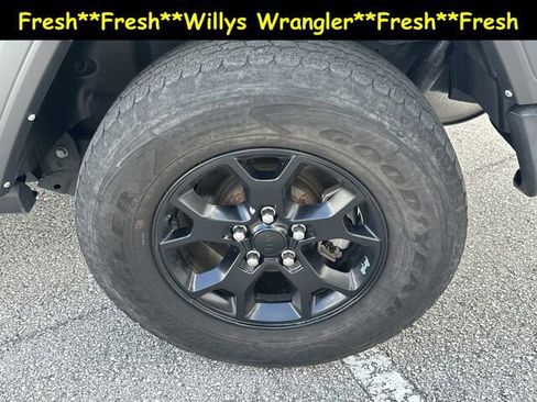 Used 2022 Jeep Wrangler Sport AWD/4WD image 11