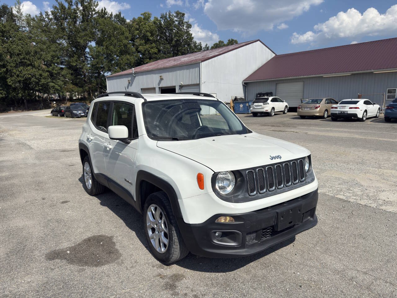Used 2015 Jeep Renegade Latitude AWD/4WD image 5