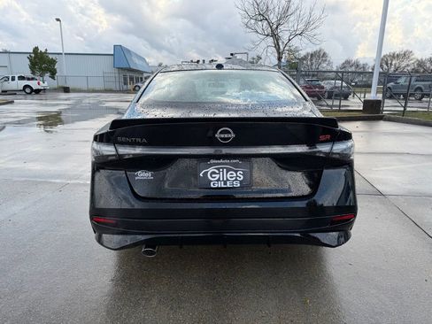 New 2026 Nissan Sentra SR w/ Floor Mat Package image 4