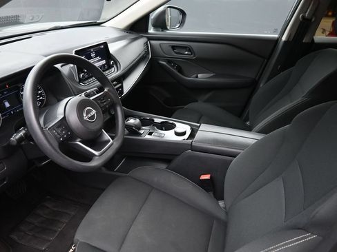 Used 2024 Nissan Rogue S AWD/4WD image 23