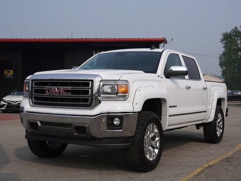 Used 2015 GMC Sierra 1500 SLT w/ SLT Crew Cab Value Package AWD/4WD image 3