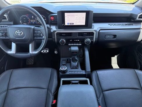 Used 2024 Toyota Tacoma TRD Sport AWD/4WD image 22