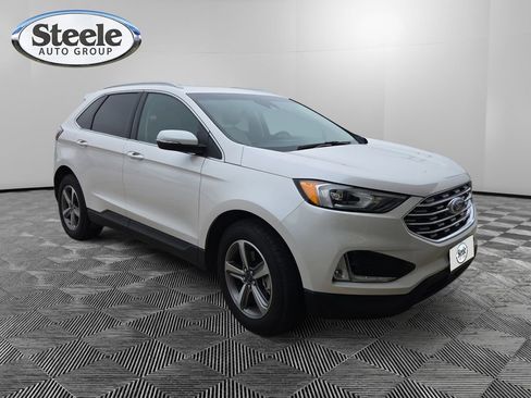 Used 2019 Ford Edge SEL w/ Equipment Group 201A image 7