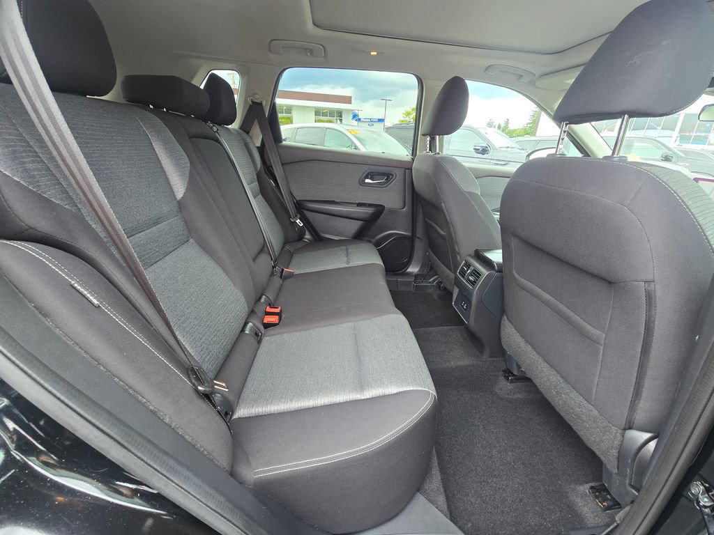 Used 2021 Nissan Rogue SV AWD/4WD image 12