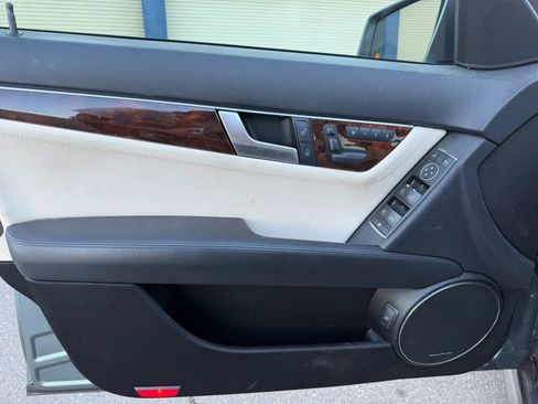 Used 2012 Mercedes-Benz C 63 AMG Sedan image 9
