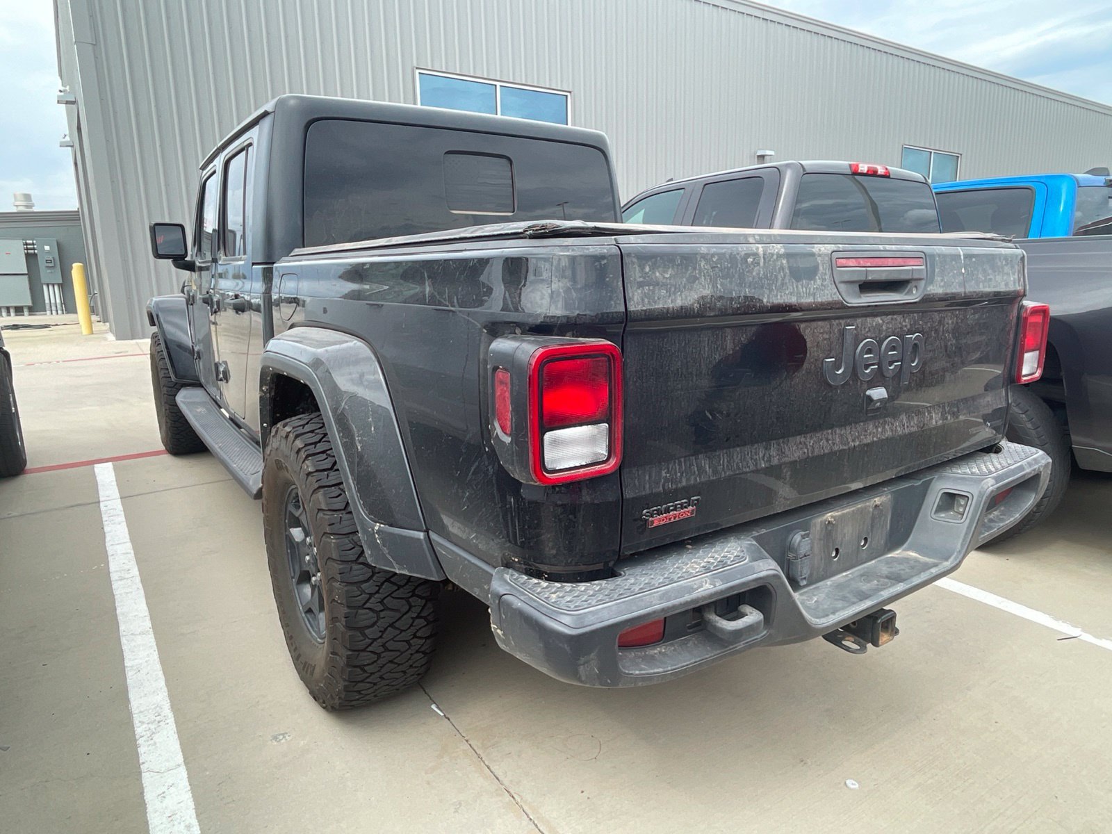 Used 2021 Jeep Gladiator Mojave AWD/4WD image 6