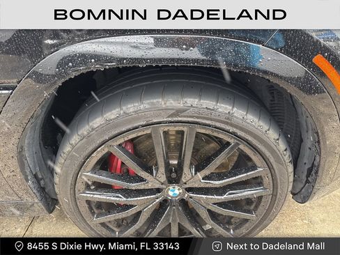 Used 2021 BMW X6 M50i w/ Executive Package image 9