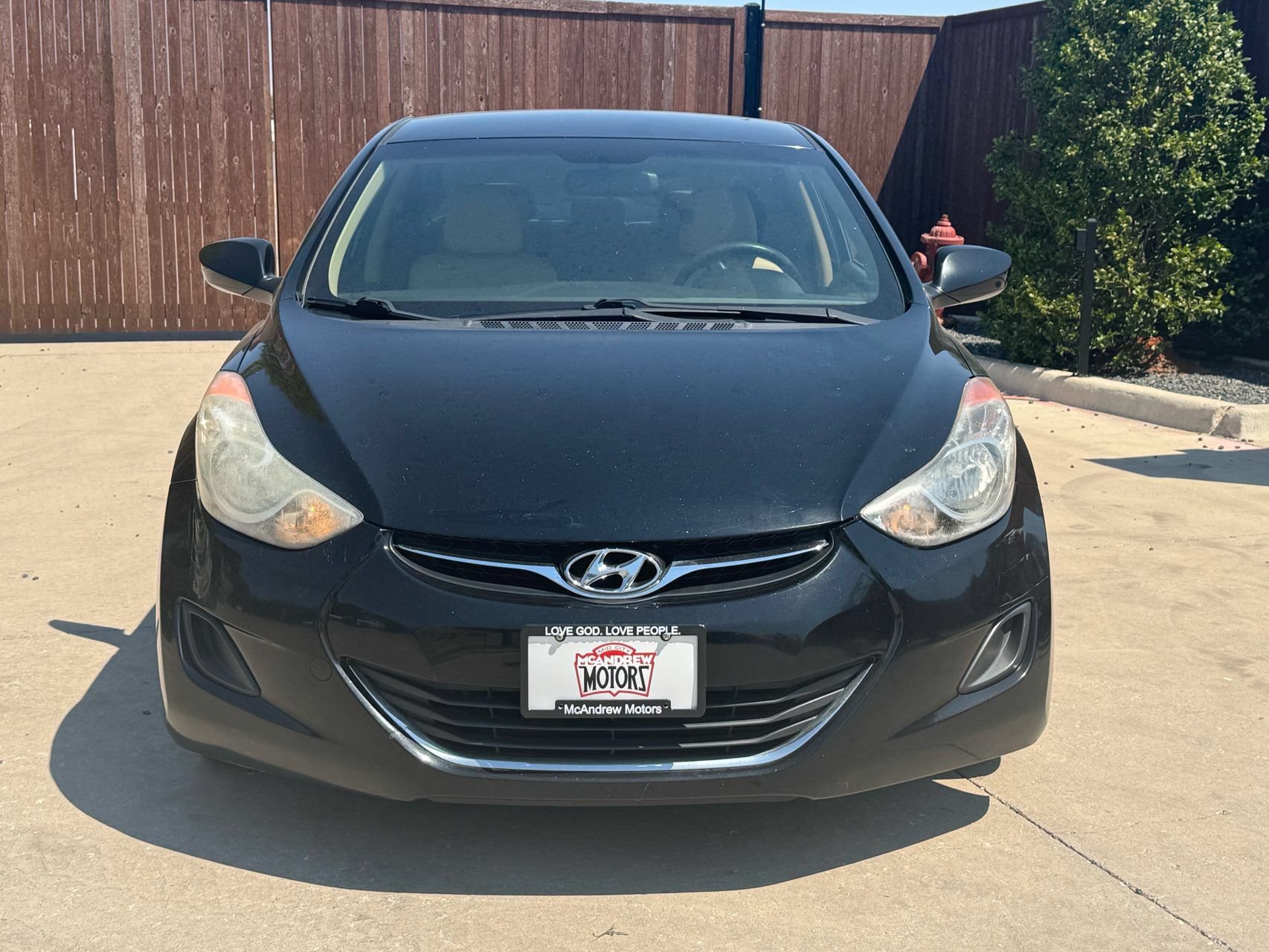 Used 2011 Hyundai Elantra GLS w/ Navigation Pkg 4 FWD image 1