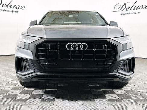 Used 2021 Audi Q8 Premium Plus w/ Premium Plus Package AWD/4WD image 2