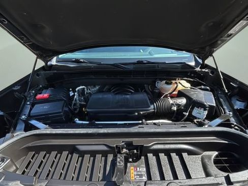 Used 2025 GMC Sierra 1500 SLT RWD image 13