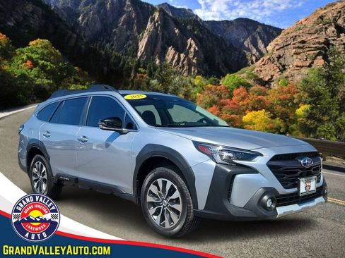 Used 2025 Subaru Outback Limited w/ Popular Package #2 AWD/4WD image 1