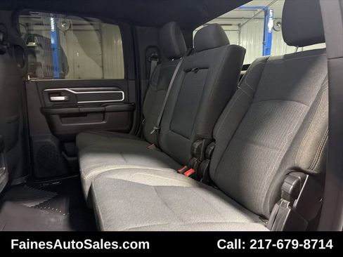 Used 2019 RAM 2500 Big Horn w/ Black Appearance Package image 42