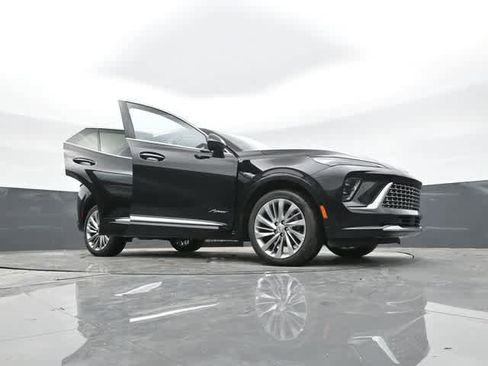 New 2025 Buick Envision Avenir image 45