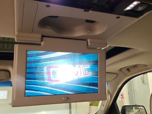 Used 2019 GMC Yukon Denali w/ Denali Ultimate Package image 6