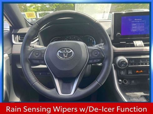 Used 2024 Toyota RAV4 SE w/ Weather & Moonroof Package AWD/4WD image 17