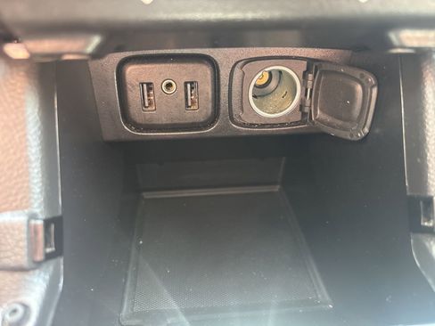Used 2022 Buick Encore Preferred w/ Safety Package AWD/4WD image 24