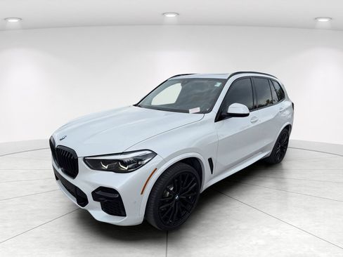 Used 2023 BMW X5 sDrive40i w/ M Sport Package RWD image 8