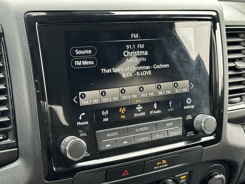 Used 2022 Nissan Frontier PRO-4X w/ Pro-4X Premium Package image 16