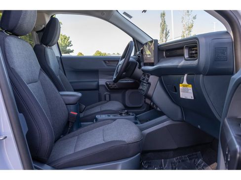 Used 2025 Ford Maverick XLT w/ XLT Luxury Package AWD/4WD image 10