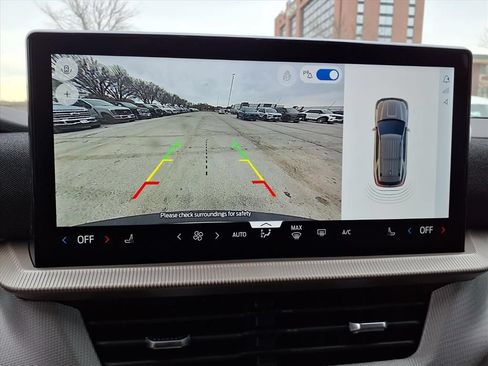 New 2026 Ford Explorer Active RWD image 9