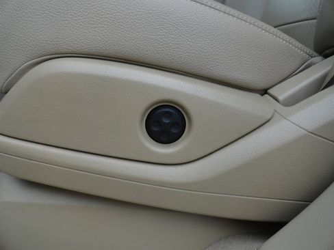 Used 2014 Mercedes-Benz ML 350 4MATIC image 12