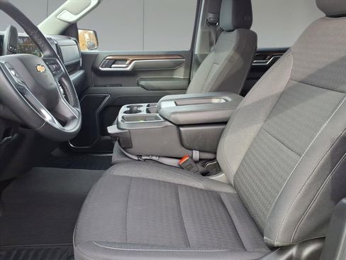 Used 2025 Chevrolet Silverado 1500 LT image 12