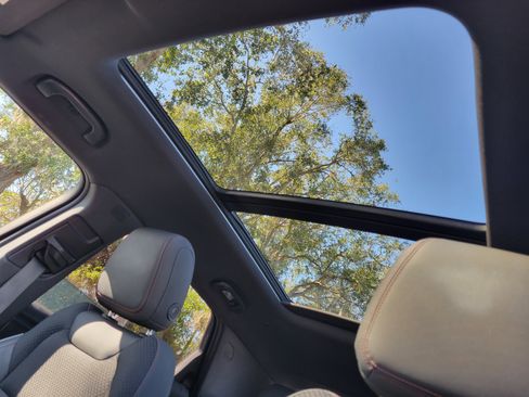 Certified 2023 Chevrolet TrailBlazer RS w/ Sun and Liftgate Package image 24