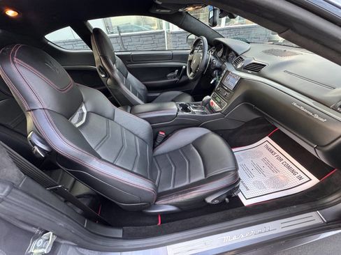 Used 2014 Maserati GranTurismo Sport image 17