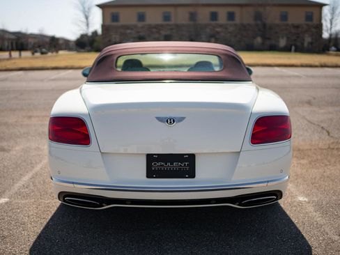 Used 2017 Bentley Continental GT image 6