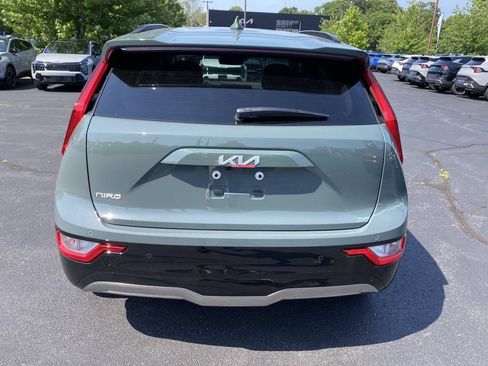 New 2026 Kia Niro Wind w/ Wind Preserve Package FWD image 4