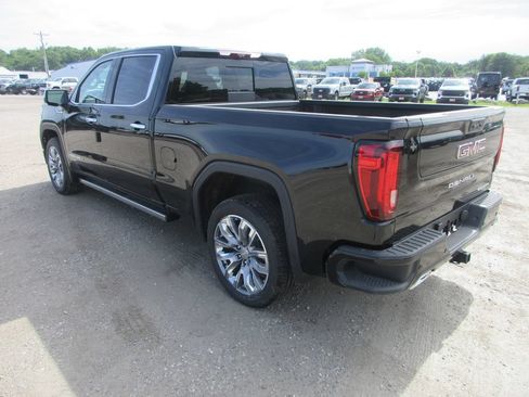 New 2026 GMC Sierra 1500 Denali w/ Denali Reserve Package AWD/4WD image 10