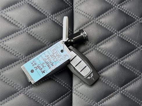 Used 2023 Mitsubishi Outlander SEL 40th Anniversary image 37