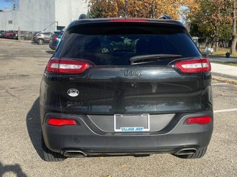 Used 2016 Jeep Cherokee High Altitude image 32