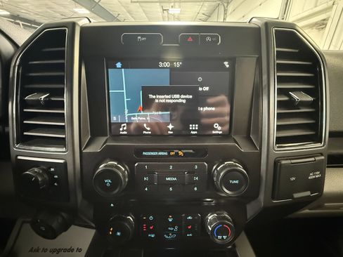 Used 2018 Ford F150 XLT w/ Equipment Group 302A Luxury image 26