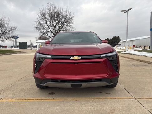 Used 2024 Chevrolet Blazer EV LT image 3