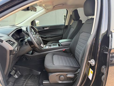 Used 2023 Ford Edge SE w/ Black Appearance Package AWD/4WD image 6