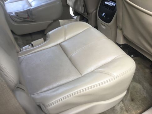 Used 2013 Chevrolet Tahoe LT w/ Luxury Package image 15