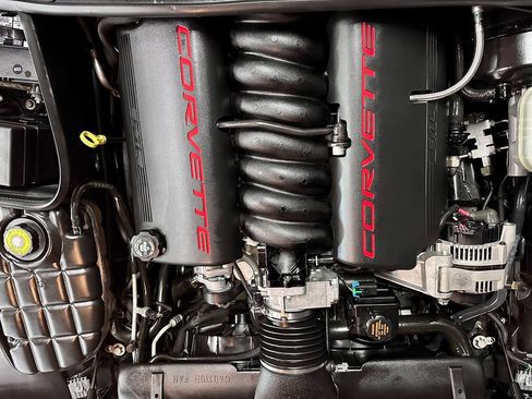 Used 2000 Chevrolet Corvette Coupe w/ Memory Pkg image 26