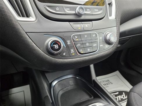 Used 2024 Chevrolet Malibu LT w/ Sport Edition image 10