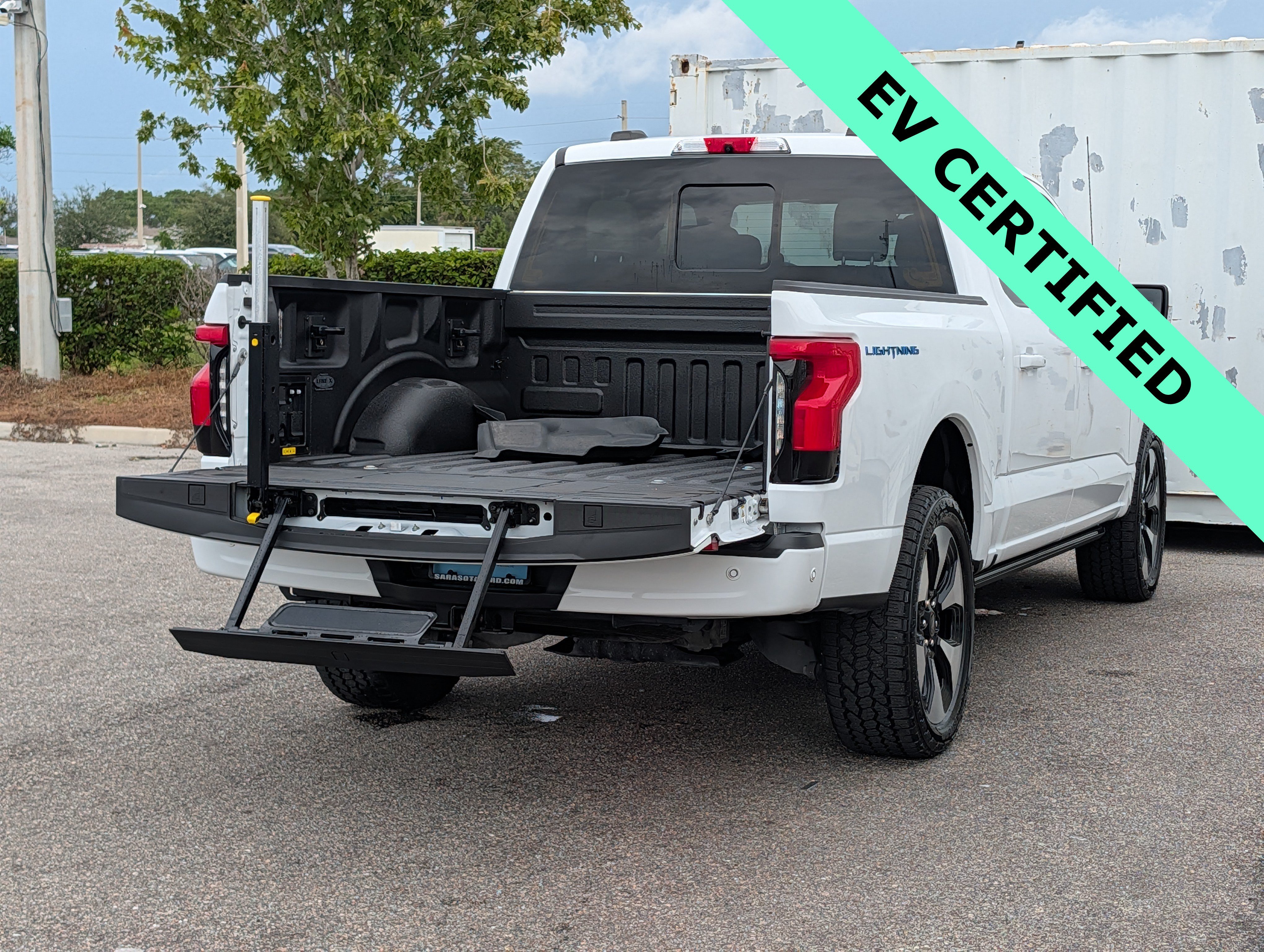 Certified 2023 Ford F150 Lightning Platinum AWD/4WD image 14