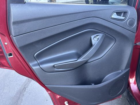 Used 2019 Ford Escape Titanium w/ U9j03 - Titanium Tow Package image 10