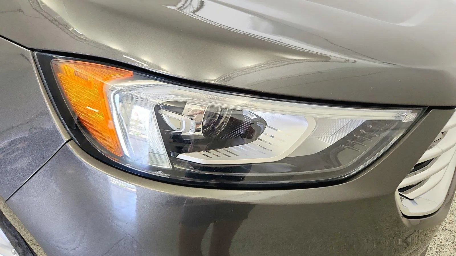 Used 2019 Ford Edge SEL w/ Equipment Group 201A AWD/4WD image 30