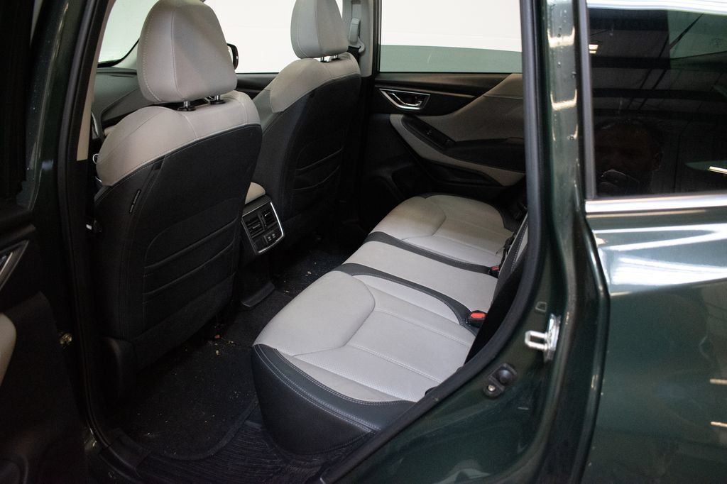Used 2023 Subaru Forester Limited AWD/4WD image 23