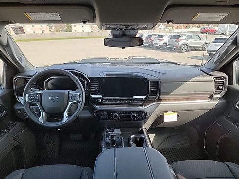 New 2026 Chevrolet Silverado 1500 LT Trail Boss AWD/4WD image 32