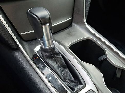 Used 2018 Honda Accord Sport image 17