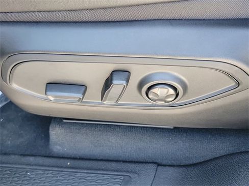 New 2025 Jeep Grand Cherokee L Limited w/ Luxury Tech Group II image 16