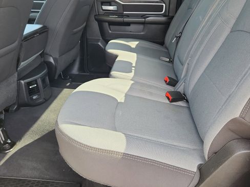Used 2024 RAM 2500 Big Horn AWD/4WD image 11