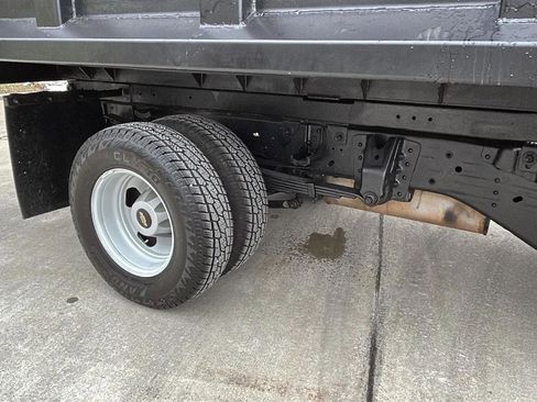 Used 2017 Chevrolet Silverado 3500 W/T w/ WT Convenience Package image 6