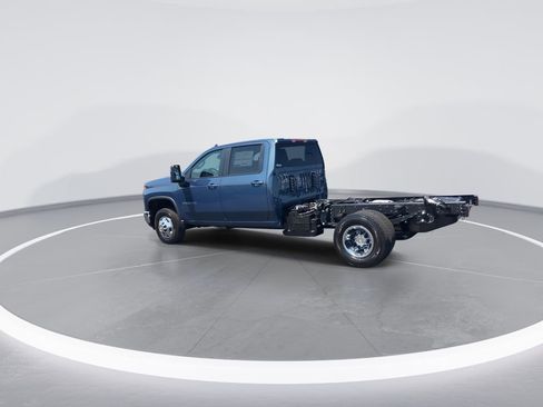 New 2026 Chevrolet Silverado 3500 LT w/ Convenience Package AWD/4WD image 6