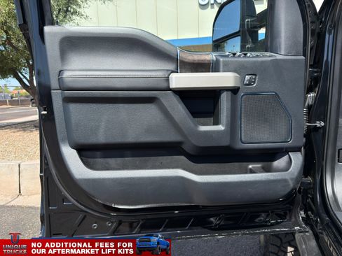 Used 2022 Ford F250 Lariat w/ Black Appearance Package AWD/4WD image 18